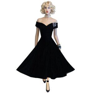 Vintage 1950's Black Velvet Off Shoulder Circle Skirt Cocktail Dress Size 4